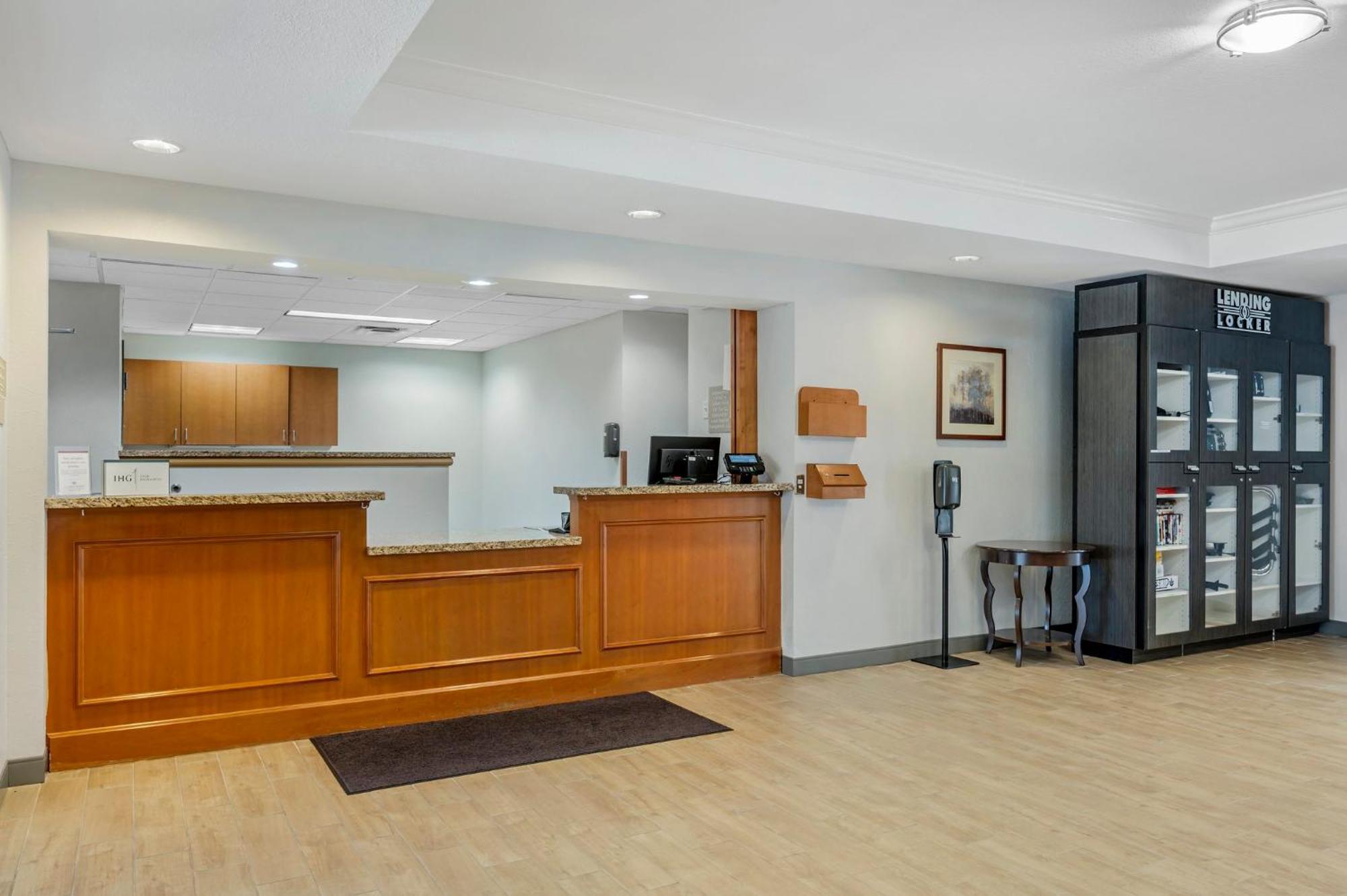 Candlewood Suites Indianapolis East By Ihg Extérieur photo